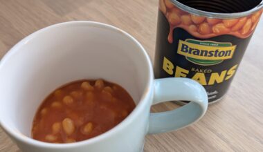 Follow up to the jug o' pasta: mug o' beans