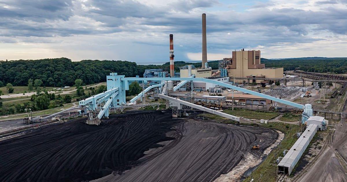 Forcing dirty power plants to stay open would cost Americans billions