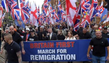 Half of Britons back ending immigration and deporting recent arrivals