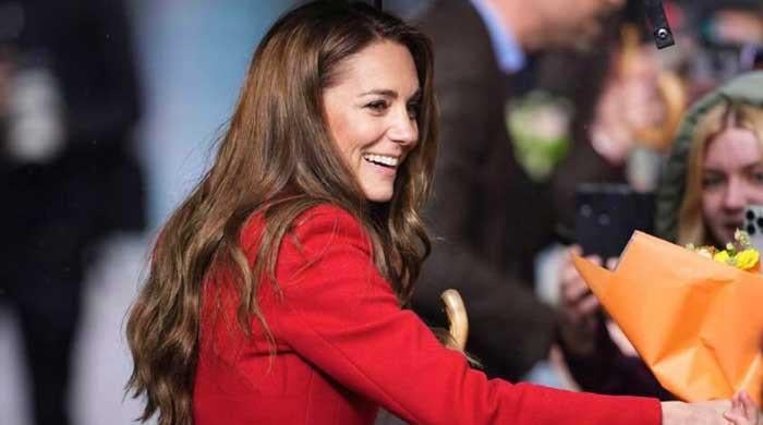 European queen follows in Kate Middleton's footsteps