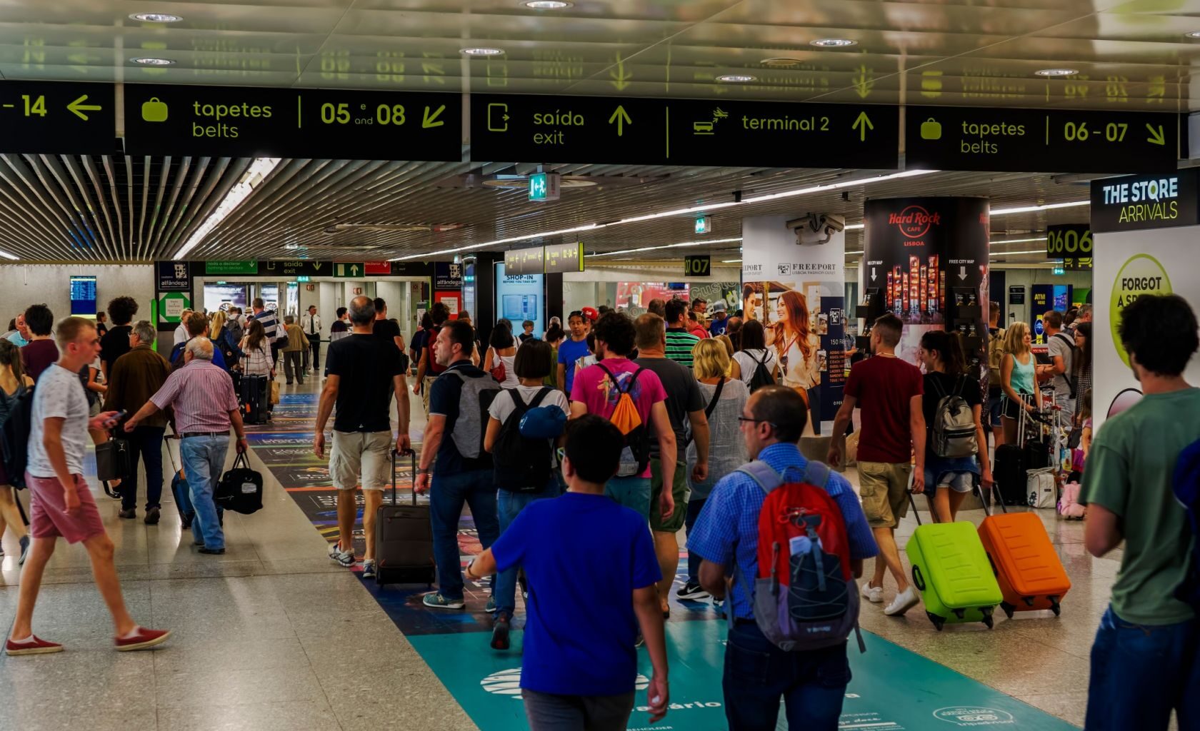 Portugal airport delays - The Portugal News