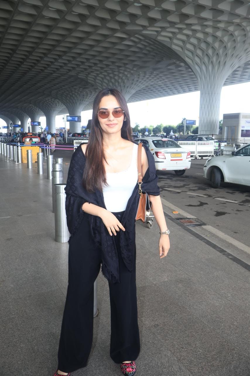 Tehran Star Manushi Chhillar Spotted At Mumbai Airport | Photos