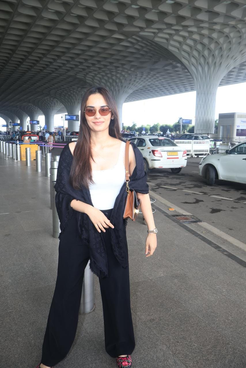 Tehran Star Manushi Chhillar Spotted At Mumbai Airport | Photos