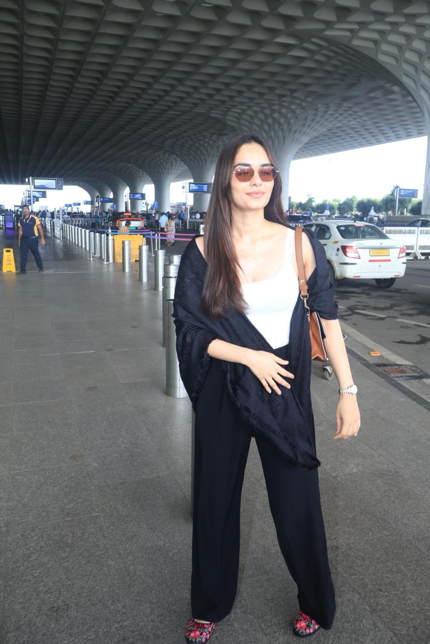 Tehran Star Manushi Chhillar Spotted At Mumbai Airport | Photos