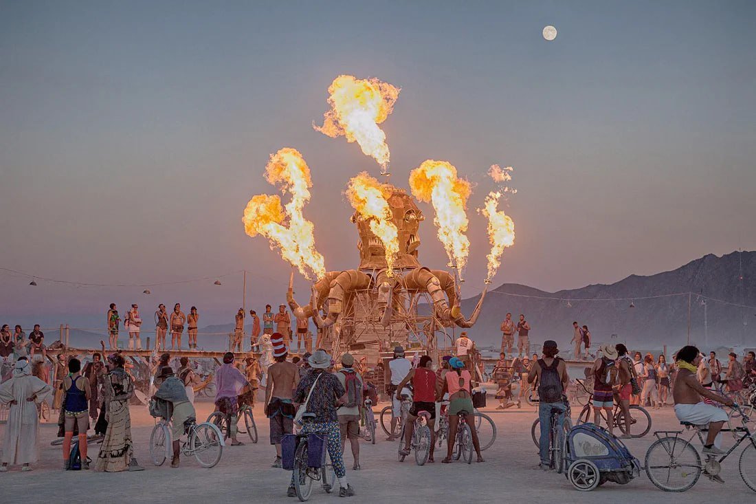 Sculpture in the form of a panpipe, at the international festival. A premiere for Moldova at Burning Man