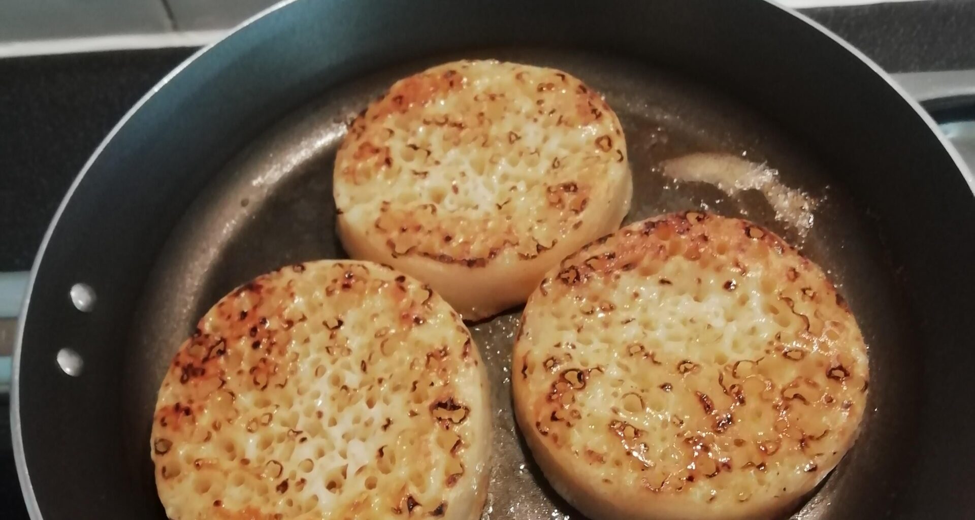 You guys ever pan fry crumpets in butter?