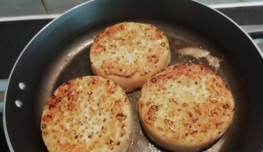 You guys ever pan fry crumpets in butter?