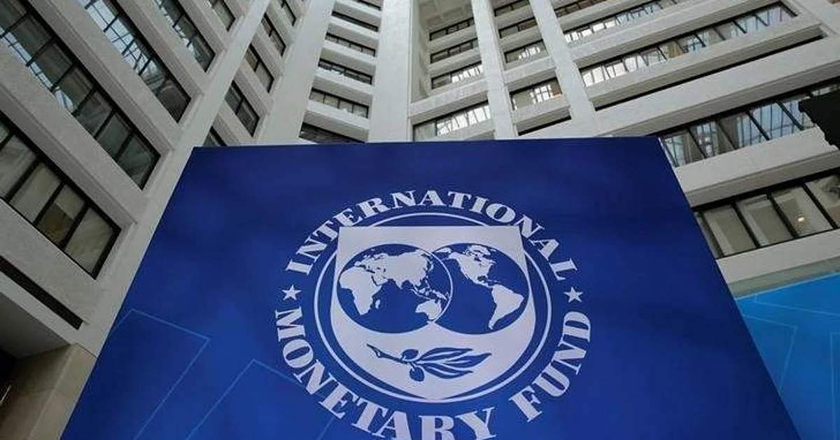 IMF asks Pakistan to remove finance secretary from central bank board; seeks filling of deputy governor posts