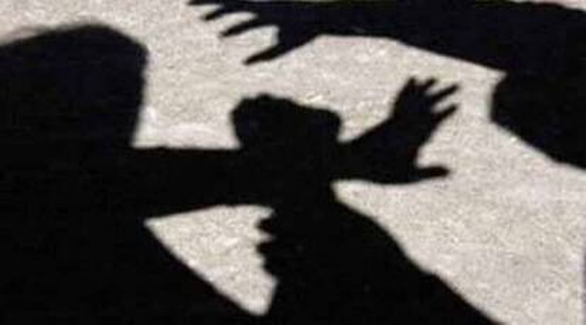 Three held for attacking migrant for wearing saffron towel in Bengaluru's AV Road