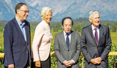 Jerome Powell, chairman of the U.S. Federal Reserve (Fed), walks in Jackson Hole, Wyoming on the 22nd (local time). [AP = Yonhap News]
