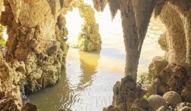 The Crystal Grotto, Painshill Park, Cobham, UK 🇬🇧