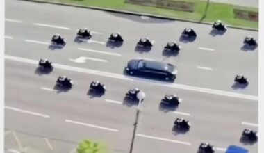 Trump Polizeieskorte 😂😂😂
