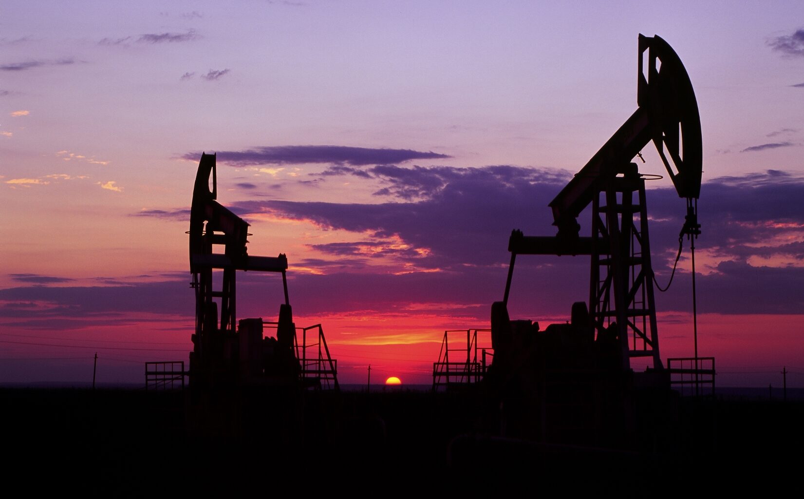 Iraq Is Close to Self Sufficiency in Petroleum Products