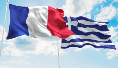 Ταμείο Ανάκαμψης: Στο «κόκκινο» η κυβέρνηση – Ο κίνδυνος να χαθούν κονδύλια
