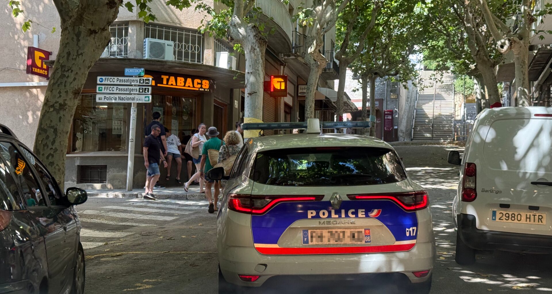 Francia ejecuta en la frontera «devoluciones en caliente» a España