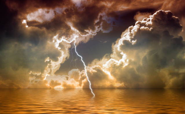 Bulgaria: From Sunshine to Thunderstorms - What to Expect Across Bulgaria on Friday