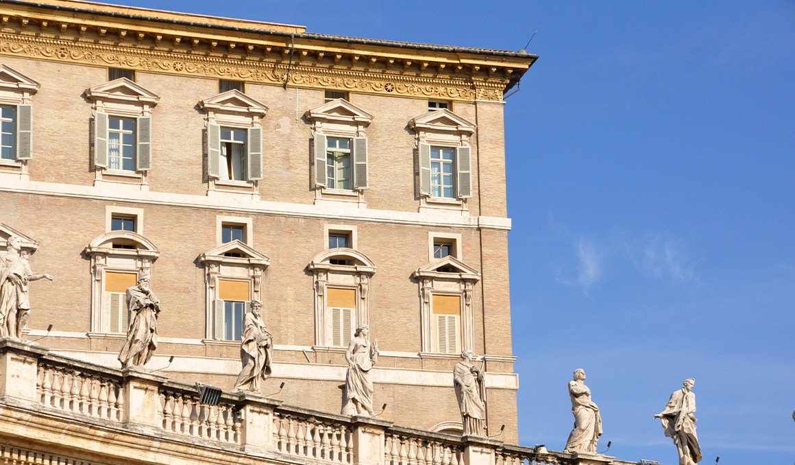 Pope Leo to share papal apartment with friars, blending tradition with fraternity