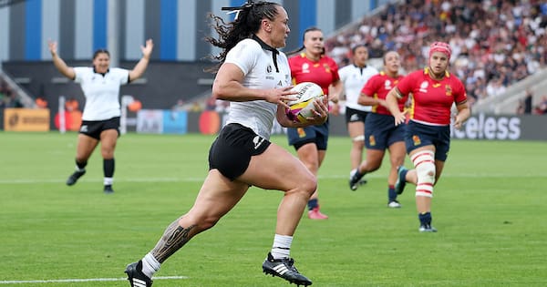Black Ferns begin World Cup defence with win over Spain