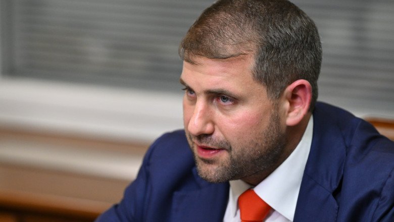 Moldovan opposition leader urges current government to resign Moldovan opposition leader urges current government to resign