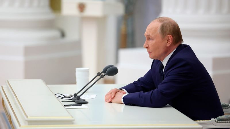 Putin praises Trump’s peace efforts and floats potential nuclear deal at Alaska summit