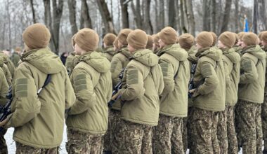 Volunteers for Latvia's national defence service asked to take one step forward / Article