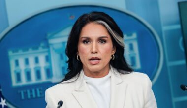 Tulsi Gabbard Is Pushing Debunked Russian Propaganda to Help Trump