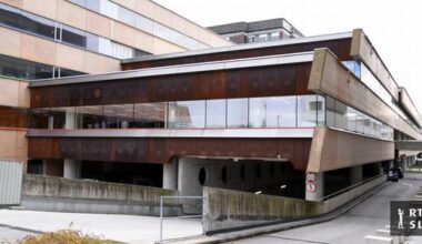 "Smrt hudo bolnega na ozkem vozičku na hodniku in vsem na očeh postaja nova normalnost"