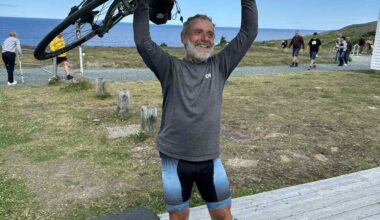At 60 years old, József Szőnyi, known as 'Racemachine,' finished the 12,500-kilometer TransCanada Ultra cycling race in 45 days, with 97 kilometers of total climbing, and breaking the previous record by 5.5 days.