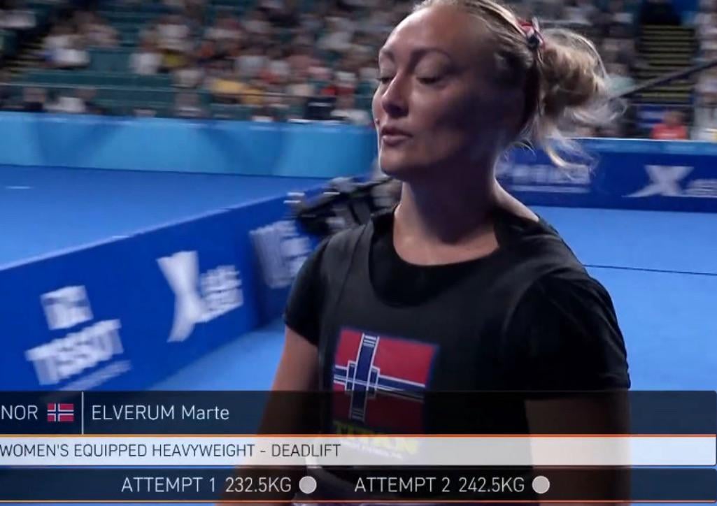 Norway’s powerlifting logo is a barbell that looks like their flag