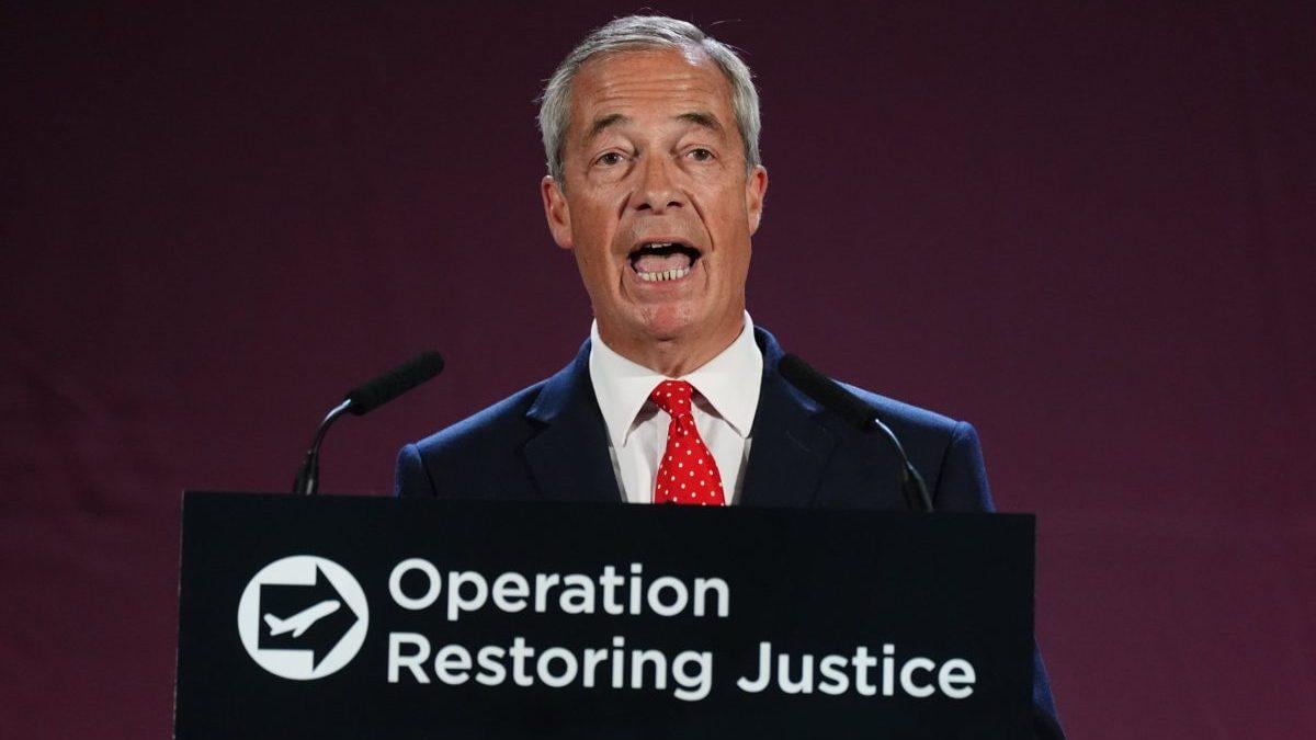 Farage unveils mass deportation plan and warns of 'threat to public order'