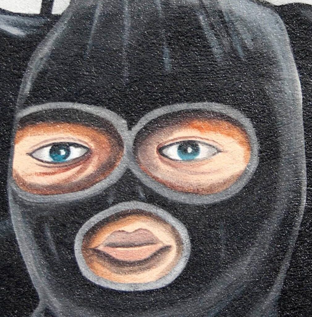 We smooch anyone ? 🏳️‍🌈 💋