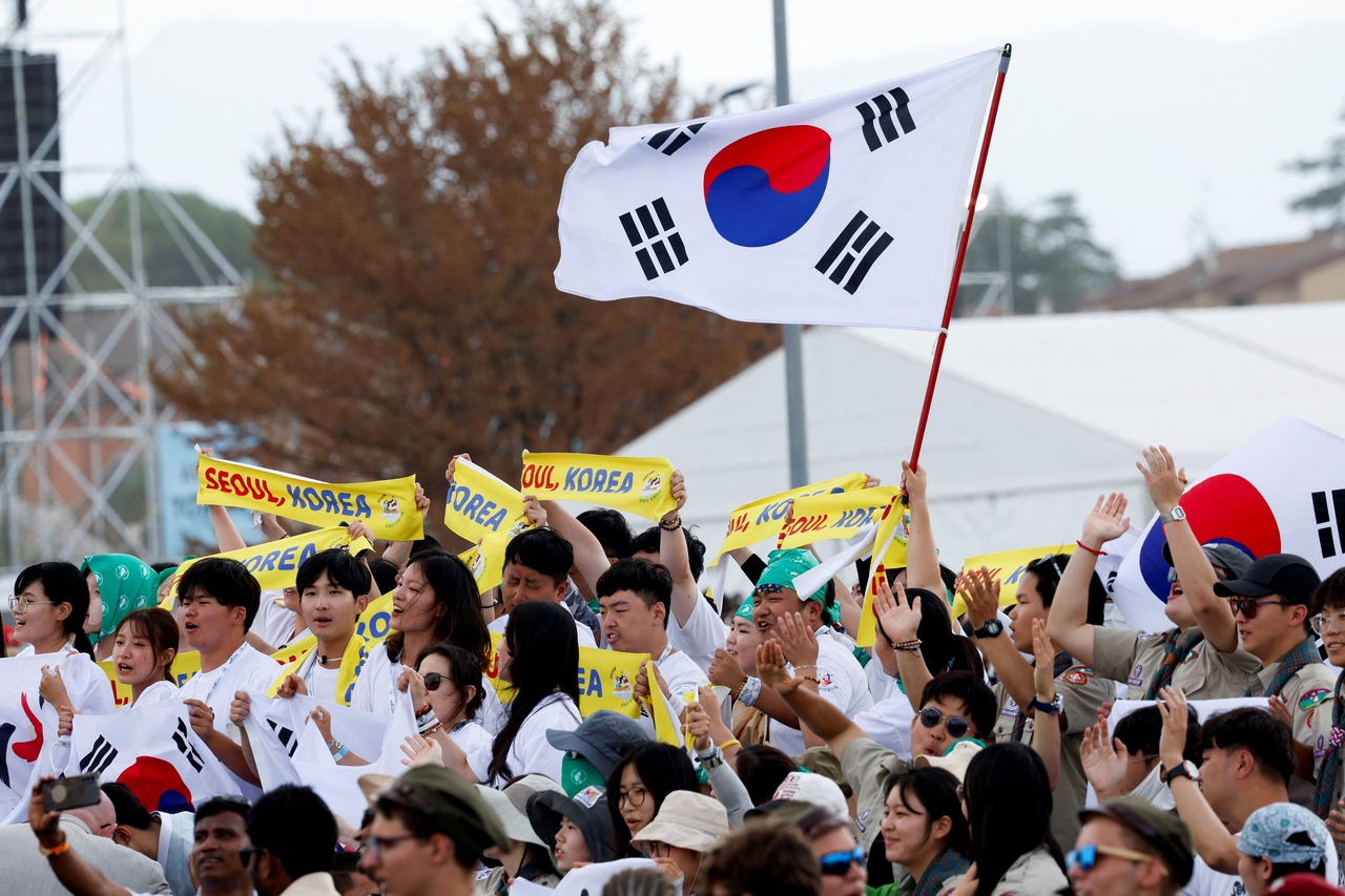 Pilgrims from South Korea celebrate as Pope Leo XIV announces the next World Youth Day to be held in South Korea, on the day of the Mass for Jubilee of Youth, in Tor Vergata, in Rome, Italy, Sunday. Reuters-Yonhap