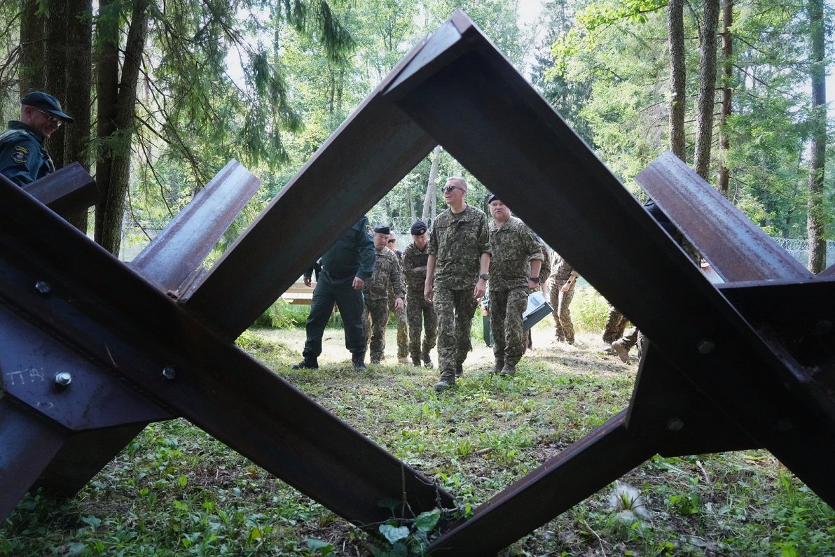 Latvian President visits eastern border / Article