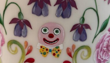 Wife got a secret surprise put on our wedding cake…