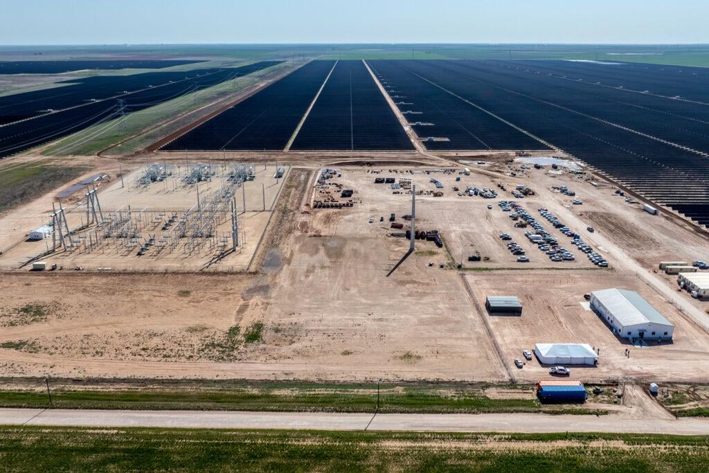 Solar and Batteries Lead US Power Plant Additions by a Lot. How Does This Square With the Trump Administration’s Agenda?