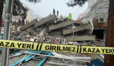 Twin earthquakes shake Türkiye