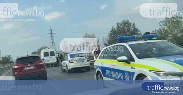 Тежка катастрофа с моторист след Скобелева майка, ударил се в бус и още няколко коли в насрещното ВИДЕО - TrafficNews