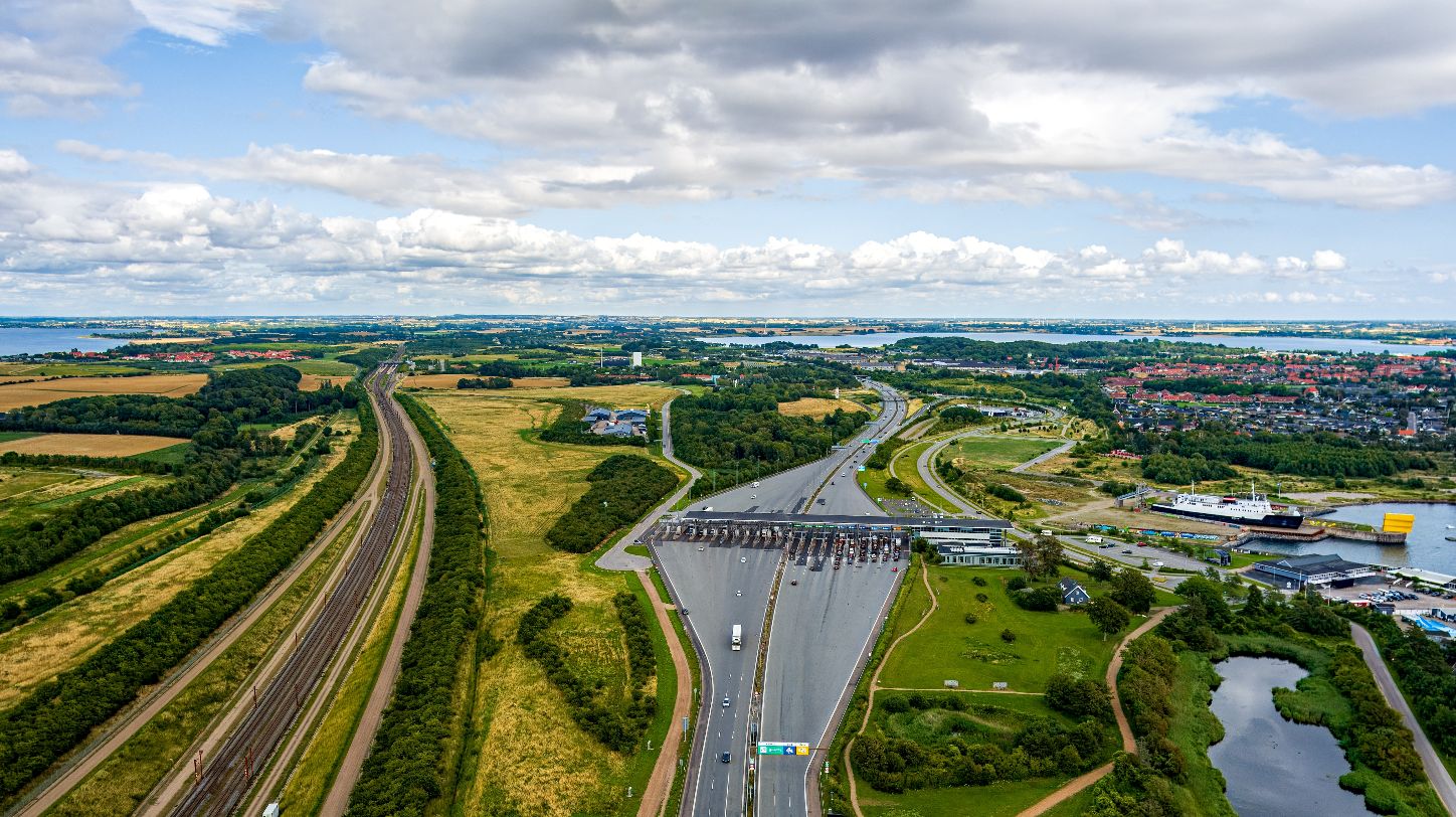Denmark installs satellite-based tolling system fo HGVs