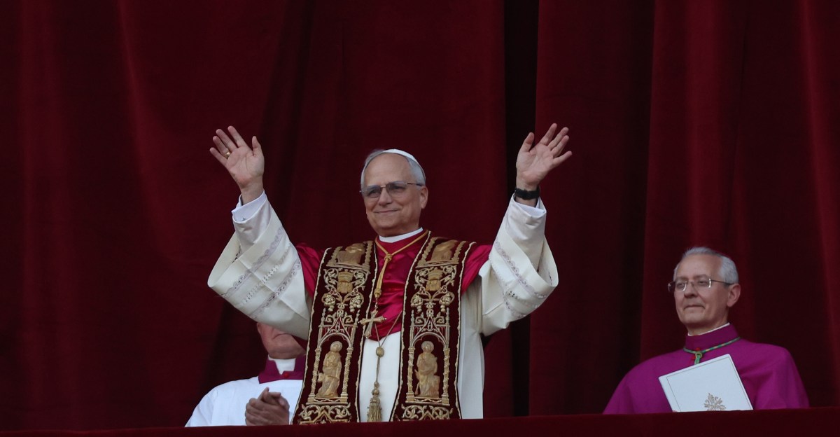 The Pope Receives a Chicago-Style Pizza