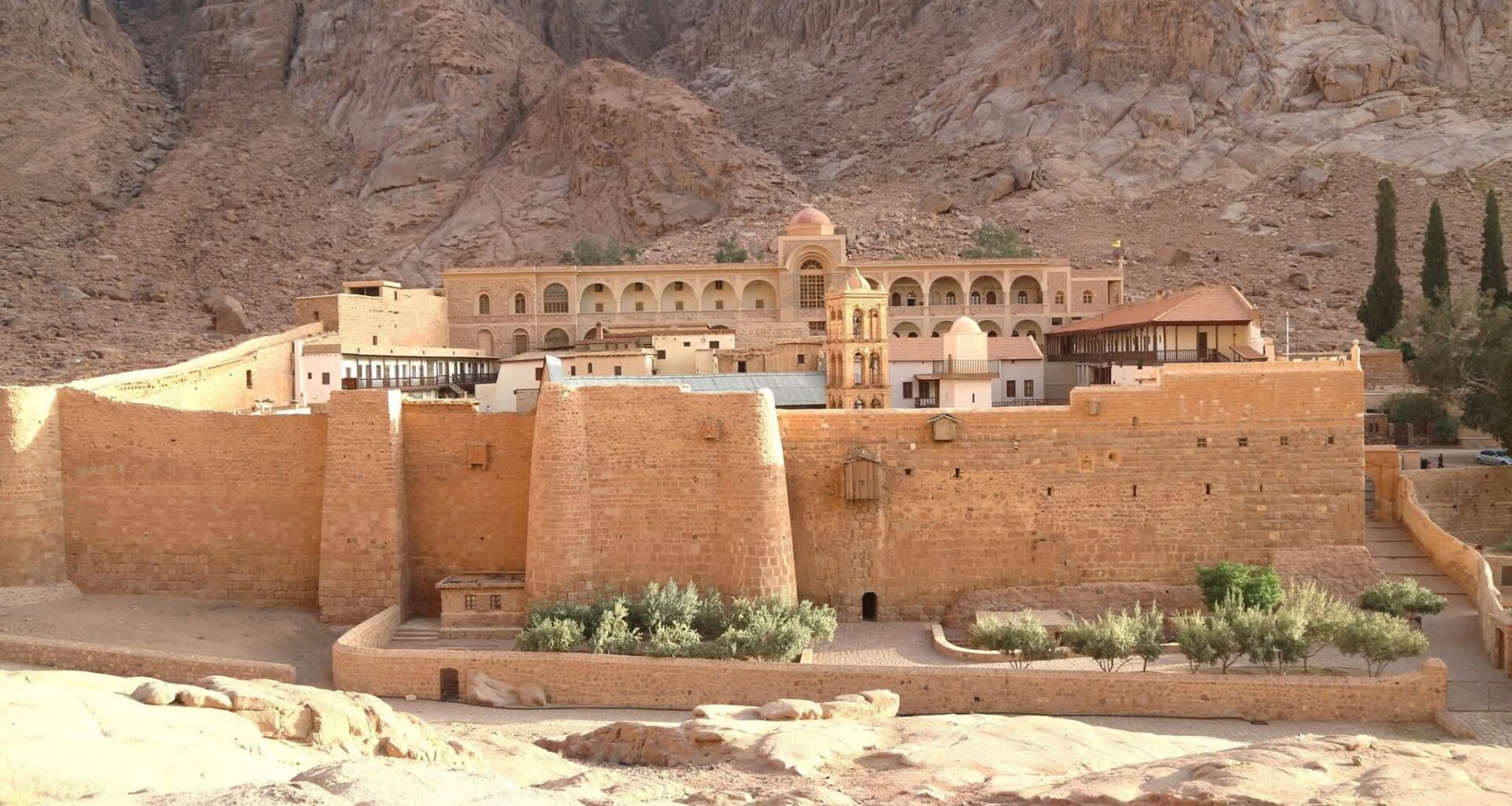 Patriarchate of Jerusalem refutes false letter and issues call for unity