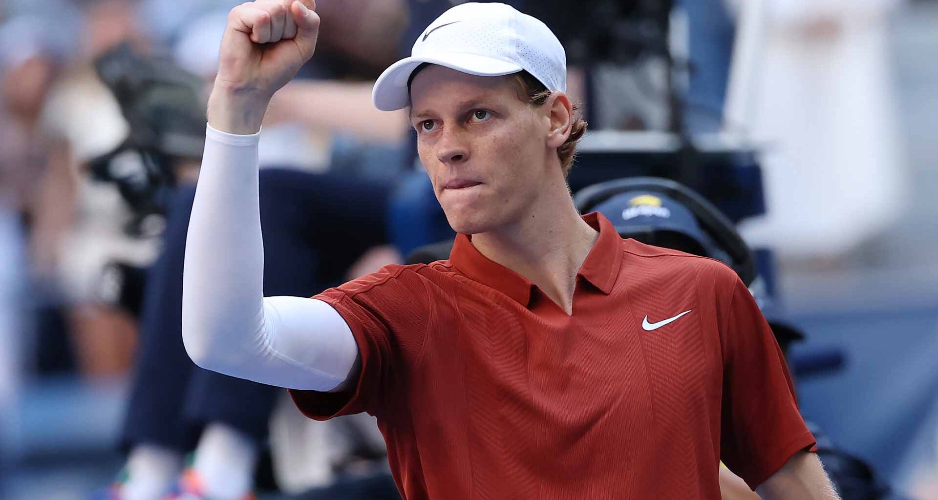 Jannik Sinner es el No. 1 del PIF ATP Rankings, pero actualmente en el No. 2 en el ranking en vivo.