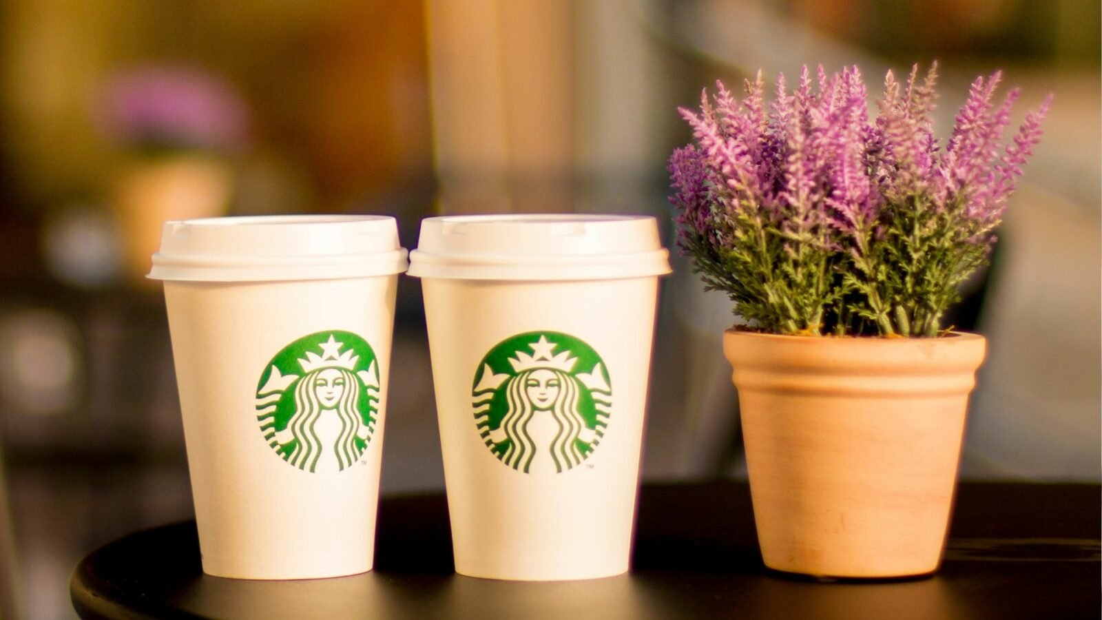 Starbucks a eu une idée de génie pour se débarrasser des étudiants et des télétravailleurs