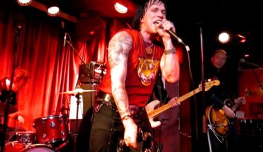 The Flaming Sideburns and Thee Ultra Bimboos: Joint Finland tour in November 2025