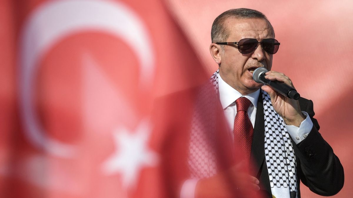 Another Erdogan political opponent, Turkey's 16th mayor, goes to jail over 'corruption' – Firstpost