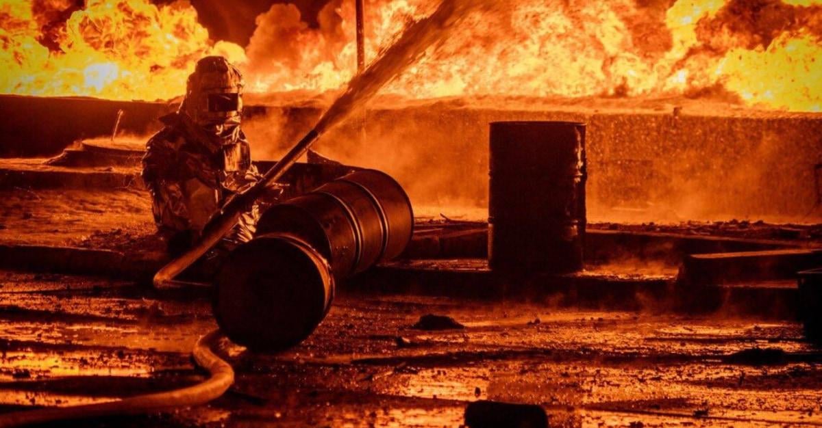 Putin Ignores Azerbaijan’s Warning, Destroys Azeri Oil Facility in Ukraine