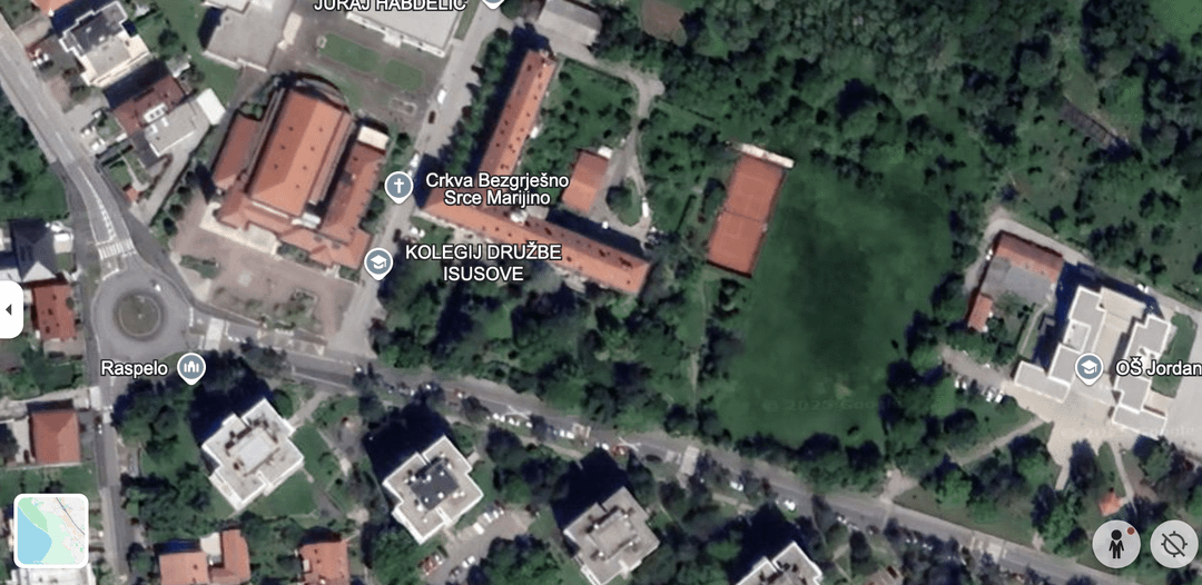 Od 2018 do danas crkva na Jordanovcu izbetonirala gotovo 6500 m2 za parking na kojem zarađuju uglavnom od ljudi koji dolaze u bolnicu.