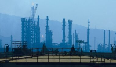 Indian Refiners Face Hit From Russian Crude Restrictions
