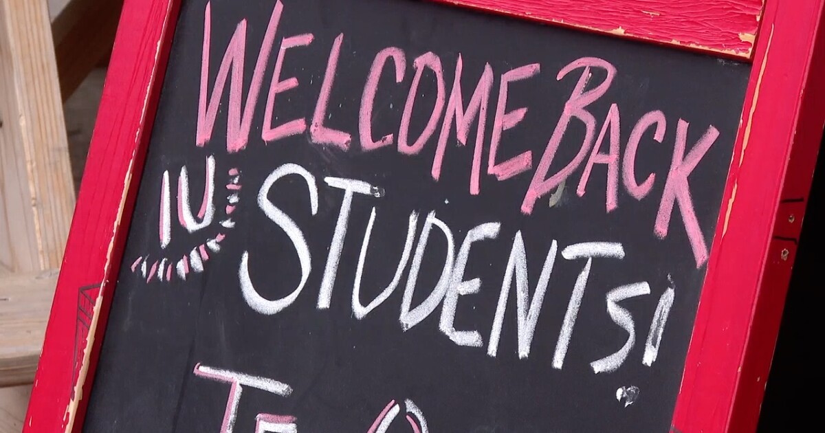 IU students return and stimulate Bloomington's economy