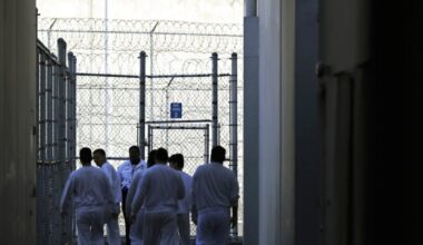 Immigrant arrests create 'unprecedented growth opportunities' for private jails