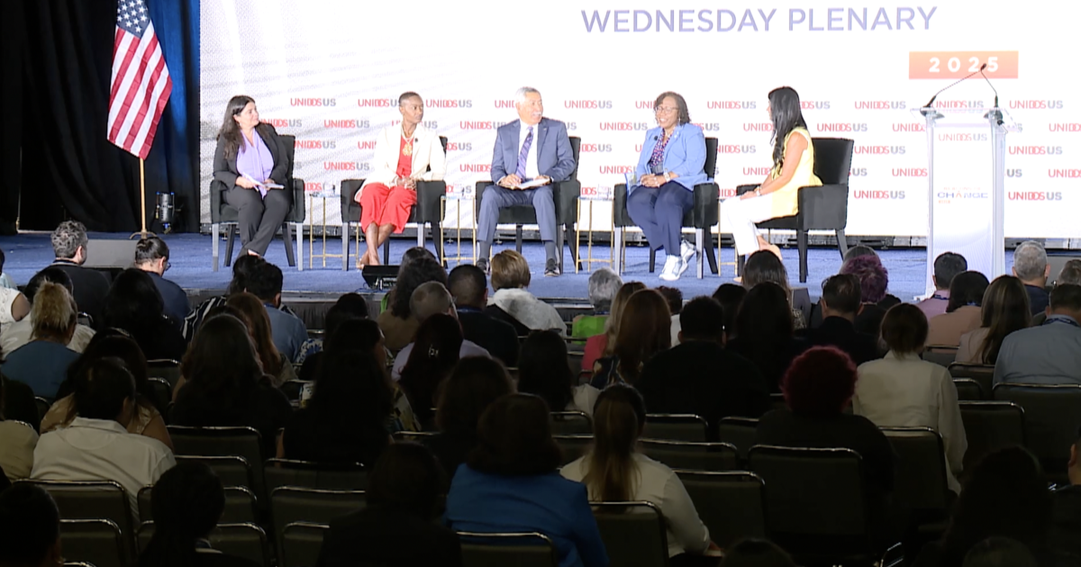Immigration concerns take center stage at nation's largest Latino conference